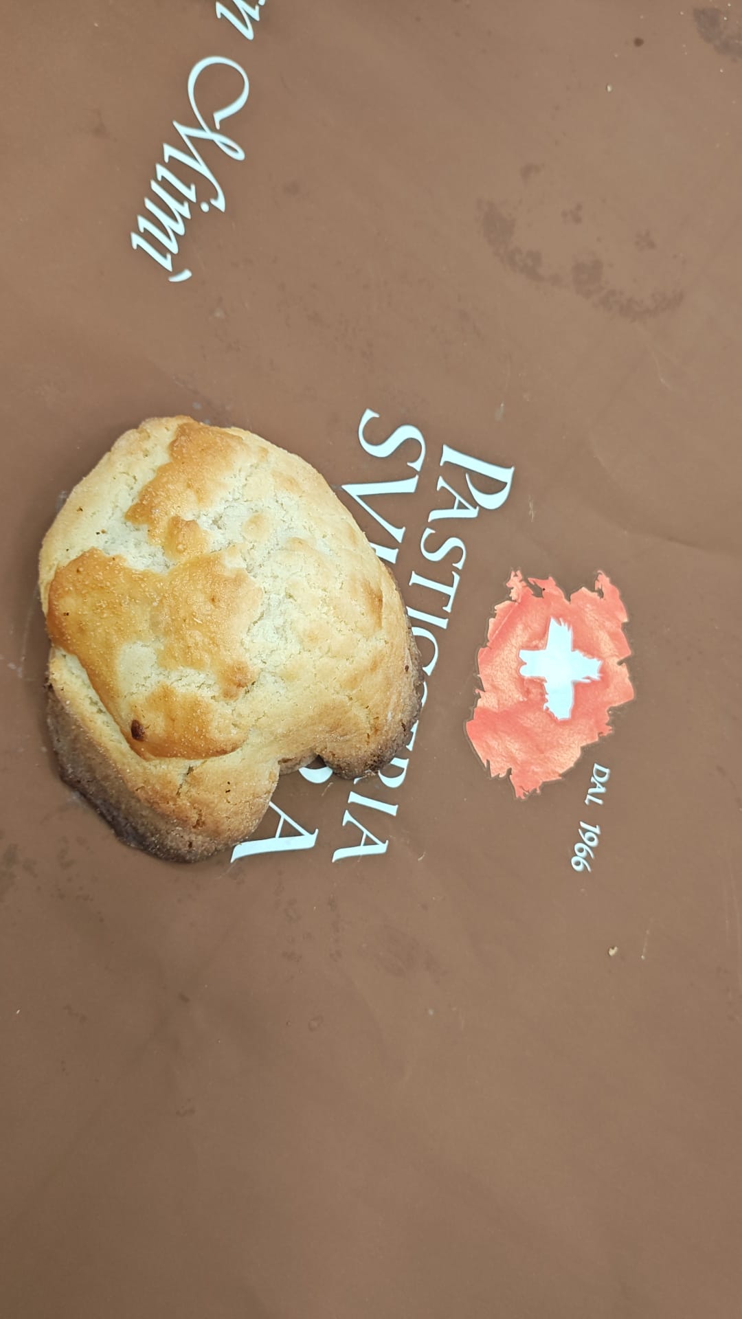 https://apipasticceriasvizzera.gremcompany.com/api/files/awmtu8f0akdwy8o/k3aoowuapvhf7cf/whats_app_image_2025_03_05_at_14_29_EE4rJmtDJe.38.jpeg